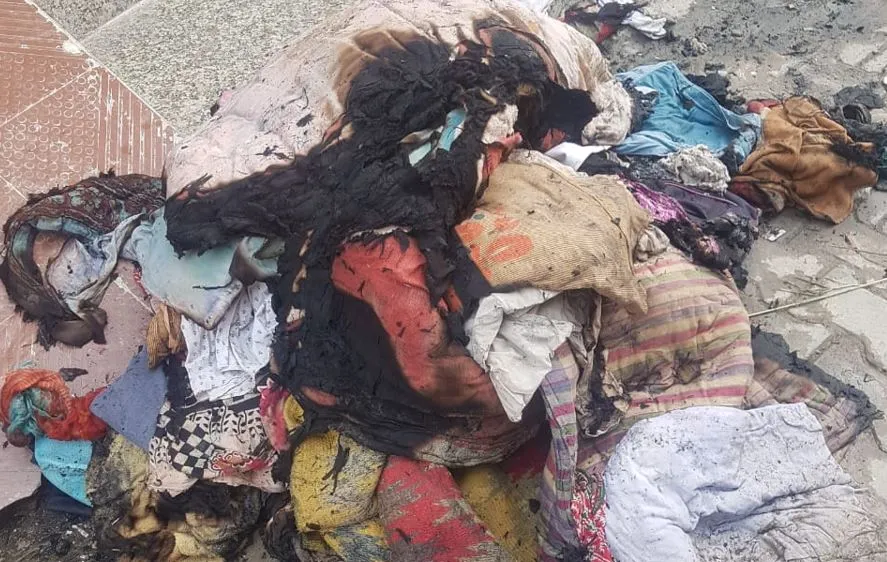 बदायूं: पटाखे से घर में लगी आग, नकदी समेत लाखों का सामान जलकर राख