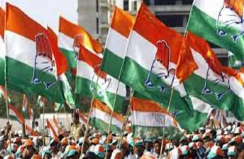 भवाली: कांग्रेसियों ने चलाया घर- घर सदस्यता अभियान
