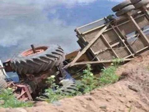काशीपुर: ट्रैक्टर ट्रॉली को अज्ञात वाहन ने मारी टक्कर, एक की मौत