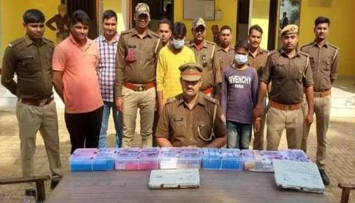 अयोध्या: पटरंगा में चोरी की गई दो लैपटॉप व 26 मोबाइल बरामद, दो गिरफ्तार