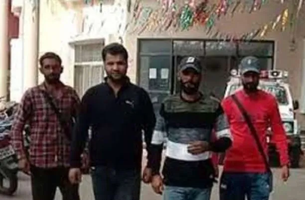 झारखंड: कश्मीरी युवकों पर हमला व जबरन ‘जय श्रीराम’ का नारा लगवाने के आरोप में तीन गिरफ्तार