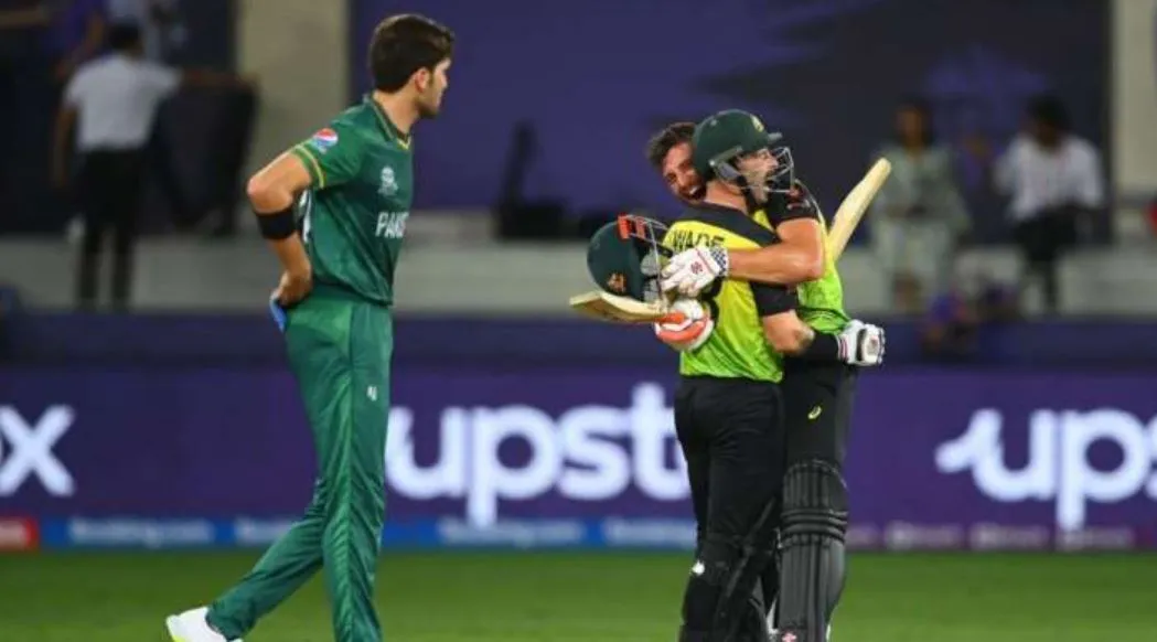 ICC T20 World Cup: आस्ट्रेलिया ने तोड़ा पाकिस्तान का सपना, 5 विकेट से हराकर फाइनल में किया प्रवेश