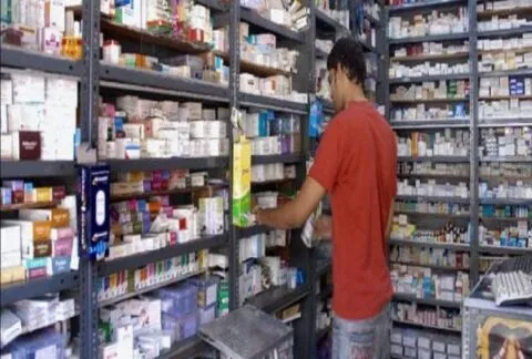 हल्द्वानीः अनुबंध खत्म, अब सीनाजोरी के साथ चल रहे मेडिकल स्टोर