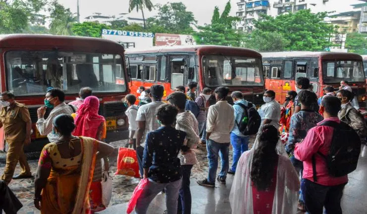 महाराष्ट्र: एमएसआरटीसी कर्मचारियों की हड़ताल जारी, सभी डिपो पर बस सेवाएं बंद