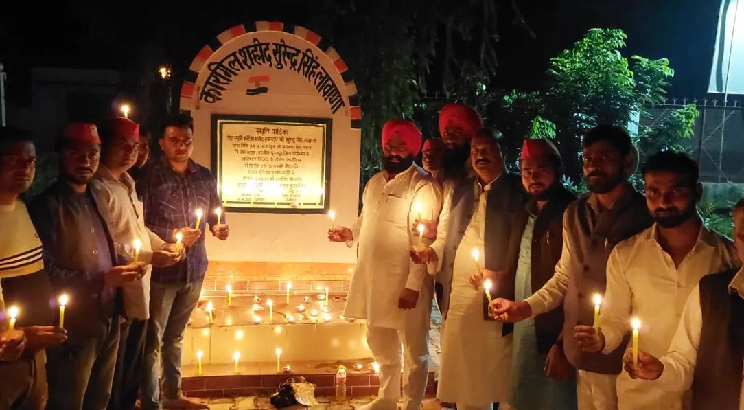 लखीमपुर कांड में जान गंवाने वाले किसानों को दिवाली पर दी श्र्द्धांजलि