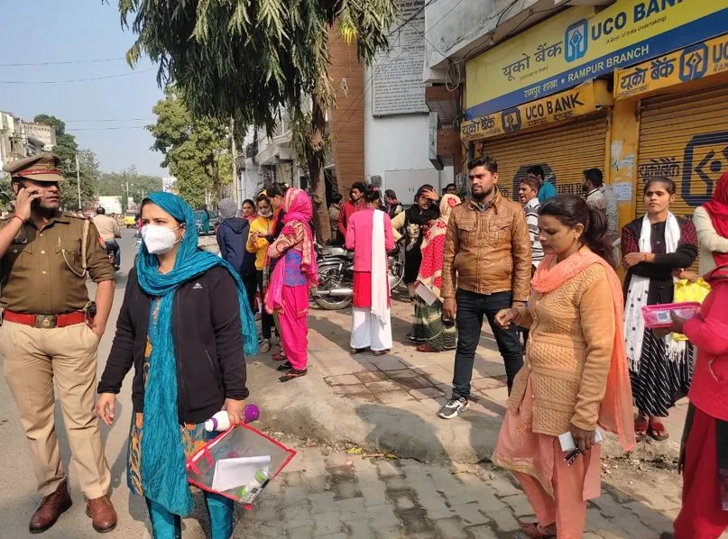 रामपुर: टीईटी का प्रश्नपत्र लीक, 50 मिनट, आधा प्रश्न पत्र हल, फिर निरस्त कर दी गई परीक्षा