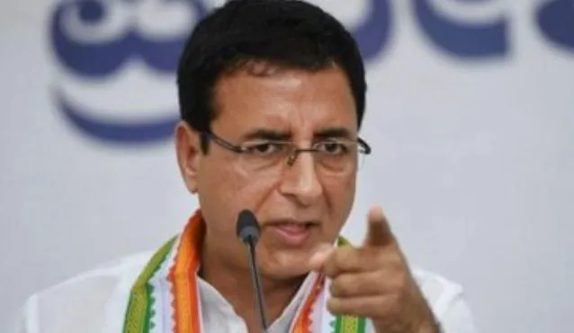 सुरजेवाला ने CBI और ED के निदेशकों का कार्यकाल बढ़ाने के अध्यादेशों को न्यायालय में दी चुनौती