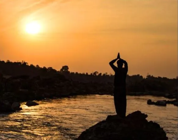 जीवेम शरदः शतम, हे सूर्य हम सौ वर्ष तक जीवित रहें…