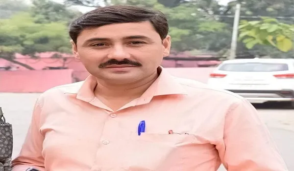 मुरादाबाद : डिप्लोमा फार्मासिस्ट एसोसिएशन की प्रांतीय कार्यकारिणी के चुनाव में जुटे फार्मासिस्ट