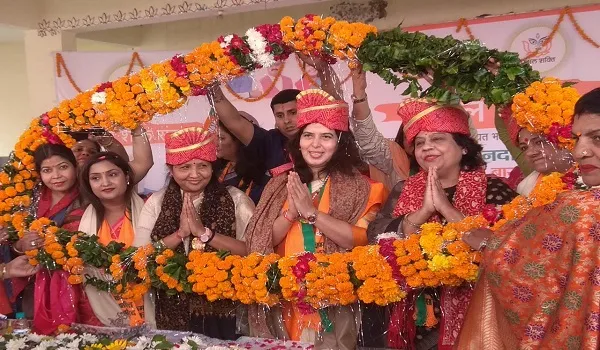 मुरादाबाद : कमल शक्ति संवाद में स्कूली छात्राओं ने लूटी वाहवाही