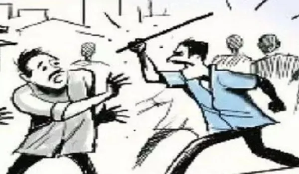 बिजनौर : लाठी-डंडे से लैस दबंगों ने दलित के घर पर बोला हमला