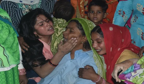 संभल : रोटावेटर की चपेट में आकर किसान की मौत