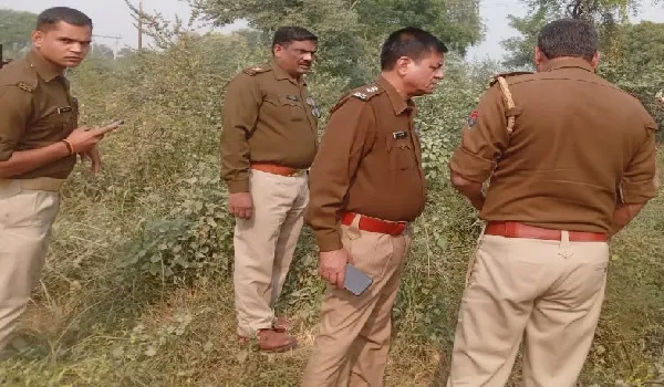 संभल : खंती में मिला लापता युवती का शव, प्रेमी पर हत्या का आरोप