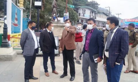 नैनीताल: पर्यटकों को उत्तराखंड बुलाने के लिए जिलाधिकारी ने की खास अपील… देखें वीडियो