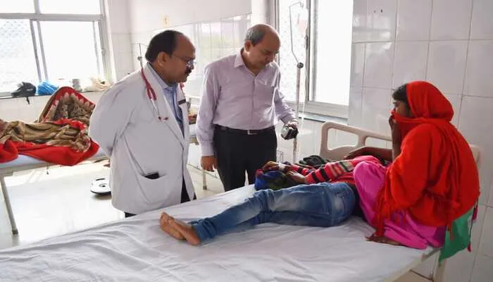 CMO ने जिला चिकित्सालय का किया निरीक्षण, दिए आवश्यक दिशा निर्देश