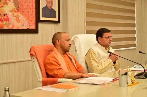लंबित प्रकरणों पर उत्तराखंड और यूपी के मुख्यमंत्रियों के बीच हुई बैठक