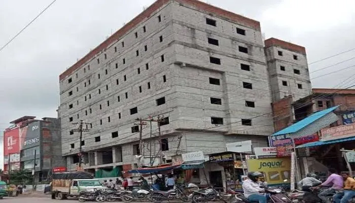 लखनऊ: अवैध बिल्डिंग को लेकर लखनऊ विकास प्राधिकरण हुआ सख्त