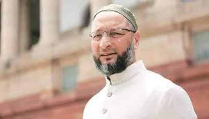 मुसलमान दूसरों को नेता बनाने की बजाए खुद बने नेता: असदुद्दीन ओवैसी