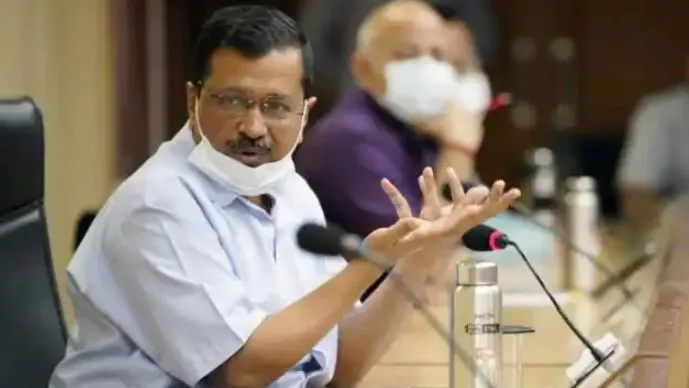 दिल्ली में प्रदूषण कम करने के लिए केजरीवाल ने बुलाई आपात बैठक