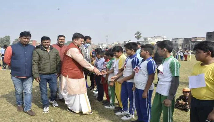 अयोध्या: एथलेटिक्स चैंपियनशिप में खिलाड़ियों ने दिखाए जौहर