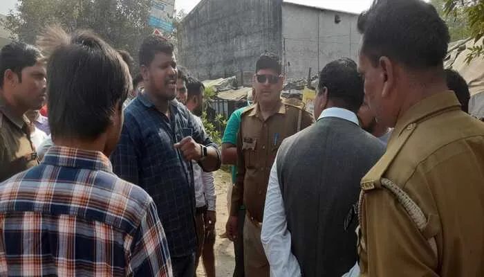 सीतापुर: चार राउंड फायरिंग से क्षेत्र में फैली दहशत, बाइक सवारों ने वारदात को दिया अंजाम