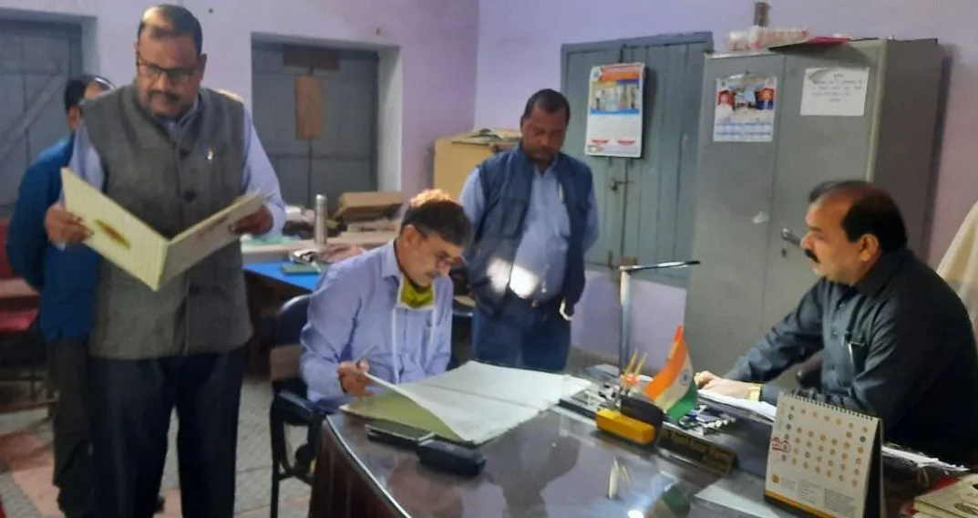 बरेली: डीआईओएस ने किया तीन स्कूलों का औचक निरीक्षण