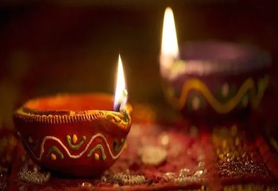 आओ फिर से दिया जलाएं