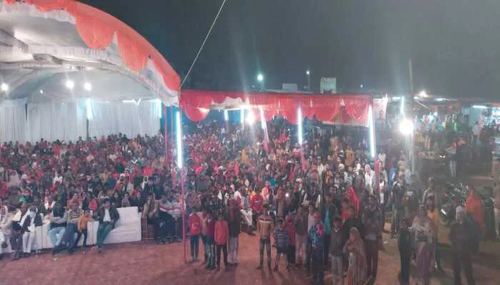 रायबरेली: सतरंगी कार्यक्रमों की लड़ी से डलमऊ महोत्सव जगमगाया