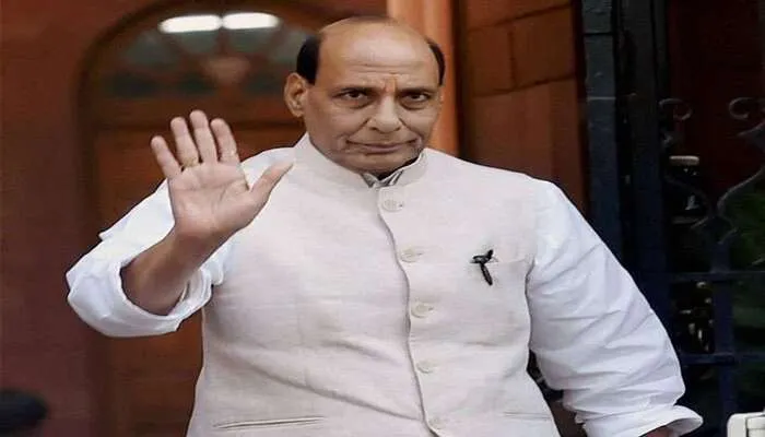 आज सीतापुर जाएंगे रक्षा मंत्री, बीजेपी कार्यकर्ताओं और बूथ अध्यक्षों को करेंगे संबोधित