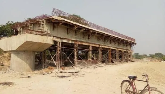 रायबरेली: खत्म होगा नाव का सहारा, सई नदी पर बन रहे तीन पुल