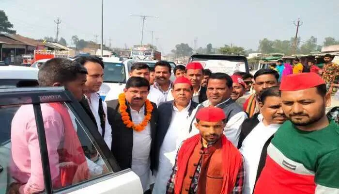 अमेठी: जिले में प्रथम आगमन पर हुआ प्रदेश अध्यक्ष का जोरदार स्वागत