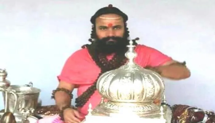 शहीद परिवार राष्ट्र की संपत्ति, इनका सम्मान सबका कर्तव्य: स्वामी भवानीनंदन