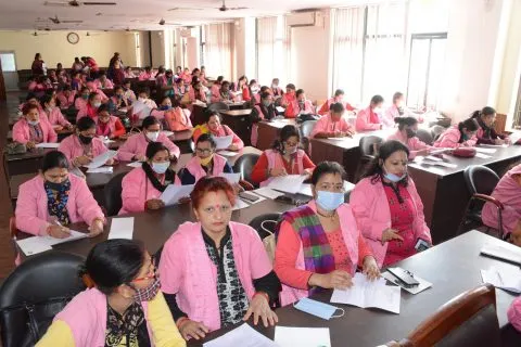 हल्द्वानी: कोरोना की तीसरी लहर से निपटने की तैयारी, आशाओं को दिया प्रशिक्षण