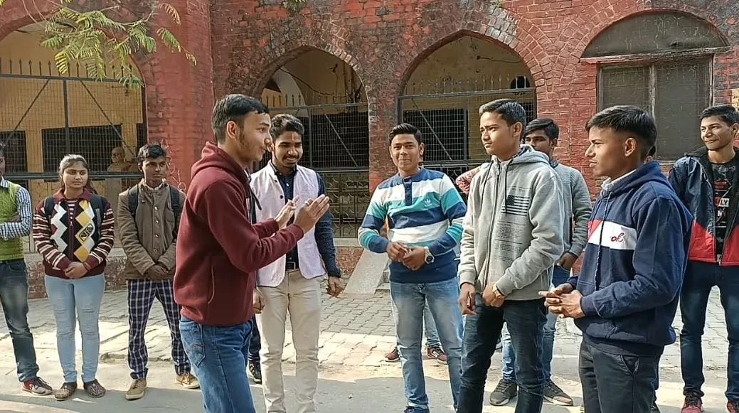 बरेली: ‘नोट नहीं लेंगे, नोटा दबायेंगे’