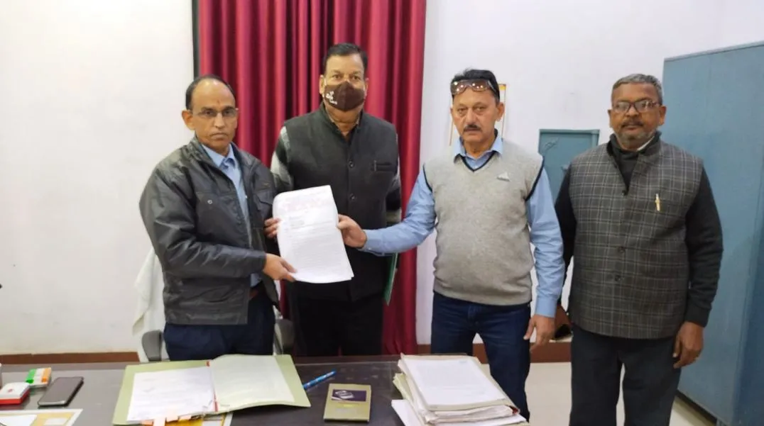 बरेली: मनमानी पर आमादा भारतीय खाद्य निगम के ठेकेदार