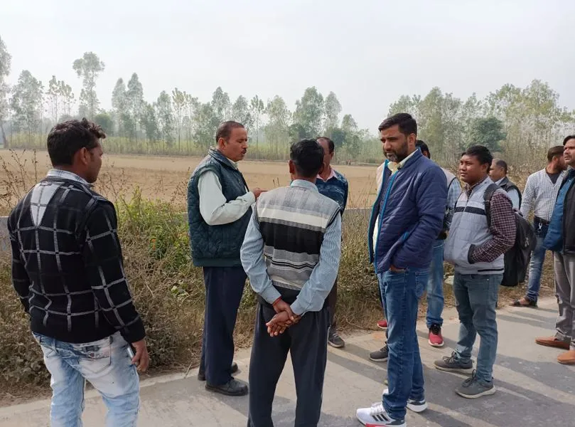 बरेली: ब्लाक प्रमुख ने मिनी खेल स्टेडियम का किया निरीक्षण