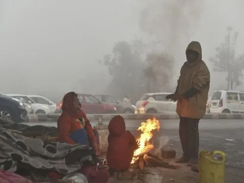 हल्द्वानी: फिर मैदान में बढ़ी ठंड, तापमान में गिरावट
