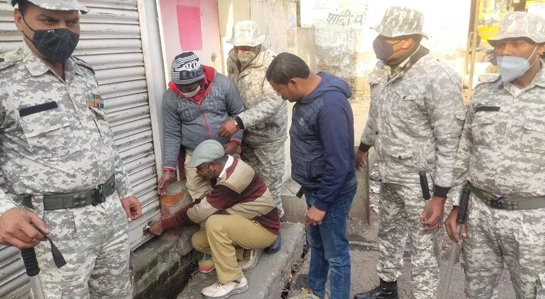बरेली: नगर निगम ने सील के किए दो और मिल्क बूथ पार्लर