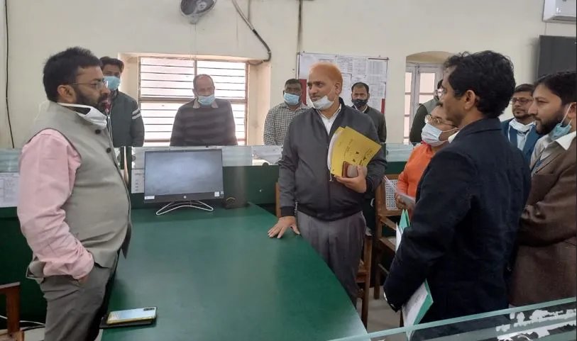बरेली: कोरोना के 6 संक्रमितों की निगरानी को 45 कर्मचारी तैनात