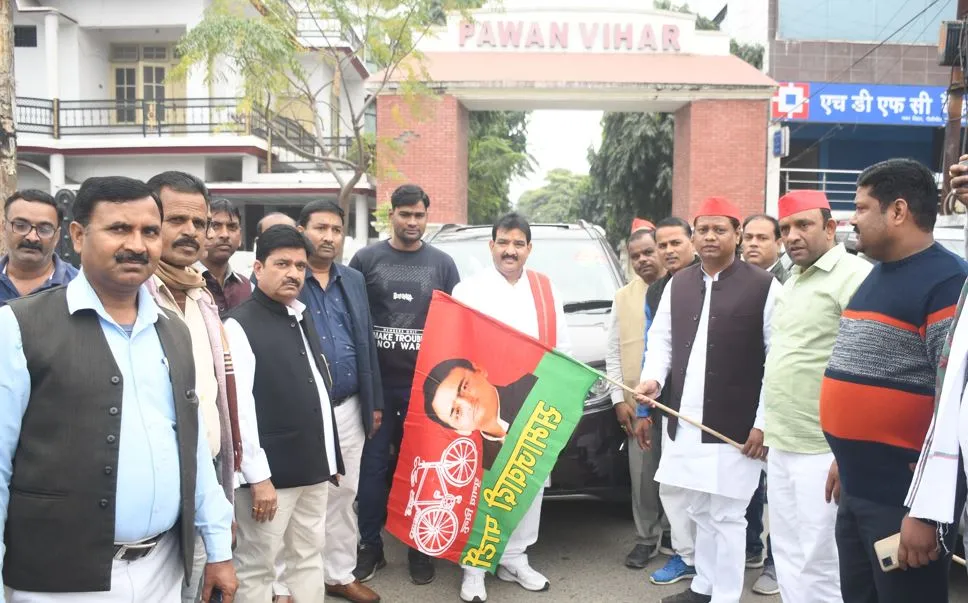 बरेली: देवेंद्र सिंंह ने रैली के जरिये दिखाया ‘दम’