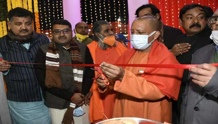 गोरखपुर में जल्द आएगी मेट्रो, रामगढ़ ताल में उतरेगा सी प्लेन: सीएम योगी