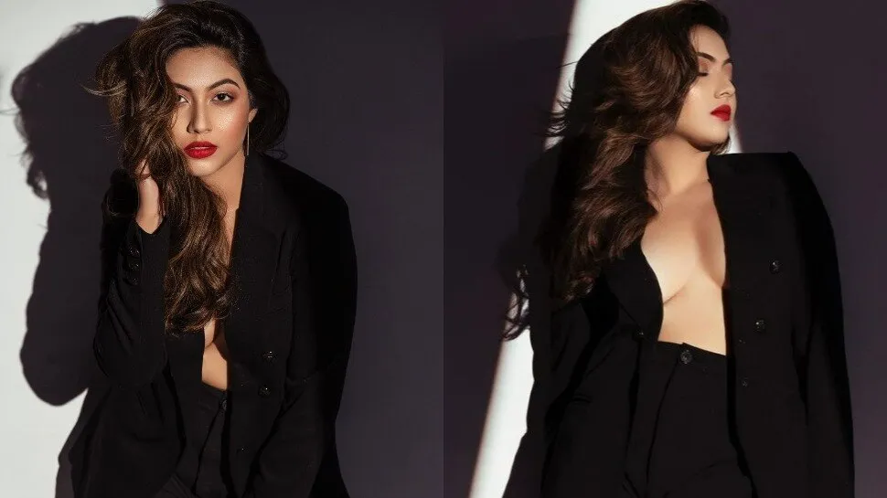 बिना ब्रा और टॉप पहना कोट