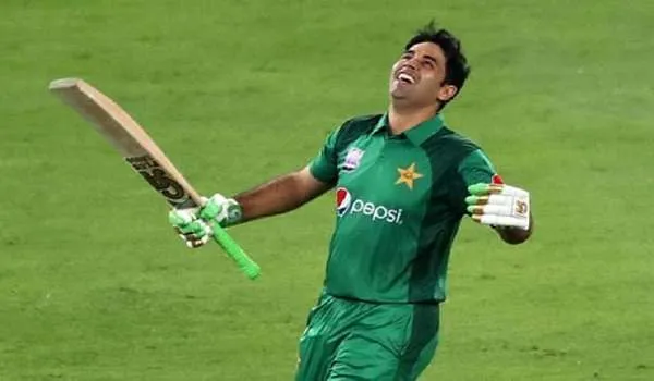 पाकिस्तान के क्रिकेटर आबिद अली को मैच के दौरान सीने में उठा दर्द, अस्पताल में कराया भर्ती