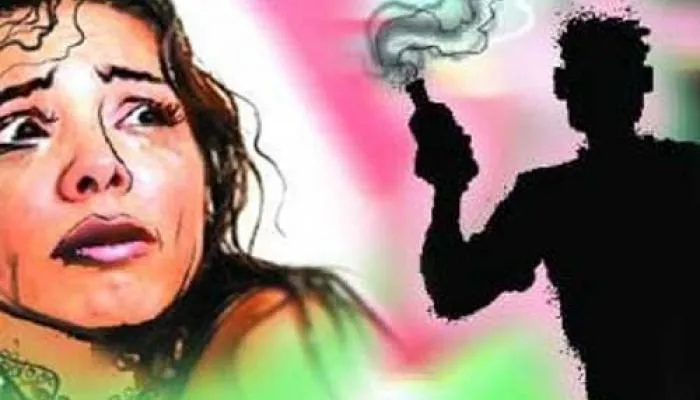 रायबरेली: घर पर सो रही महिला पर फेंका गया एसिड, हालत गंभीर