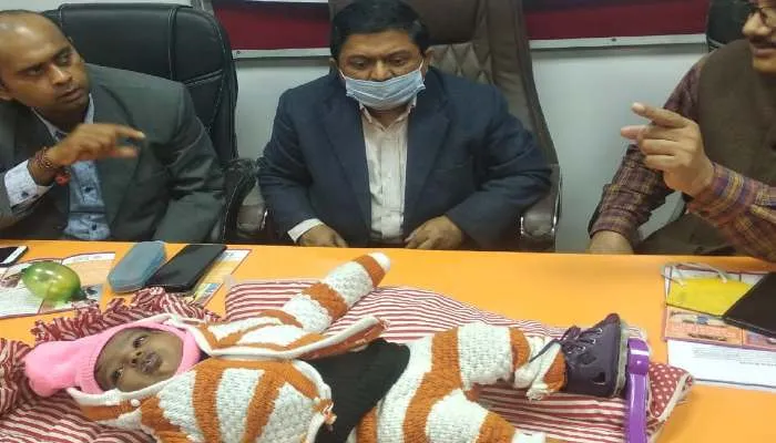 बाराबंकी: क्लब फुट कैंप में जन्मजात टेढ़े-मेढ़े पैर वाले बच्चों का नि:शुल्क इलाज