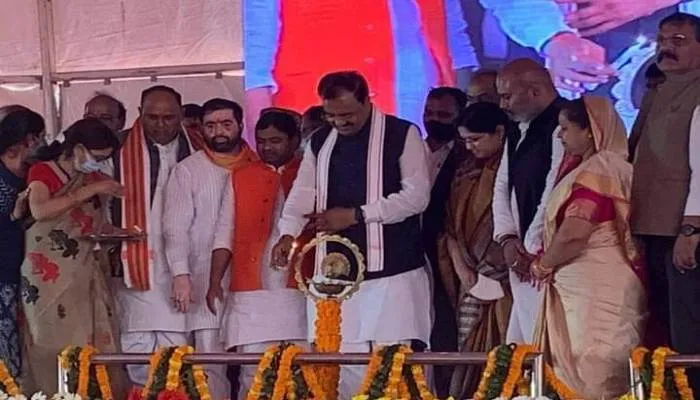 बाराबंकी: उप मुख्यमंत्री ने किया 27 परियोजनाओं का लोकार्पण व शिलान्यास, जानें क्या कहा?
