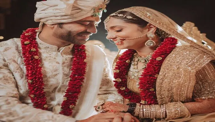 टीवी की पॉपुलर एक्ट्रेस अंकिता लोखंडे बनीं दुल्हन, बॉयफ्रेंड विक्की जैन से की शादी, फोटो वायरल