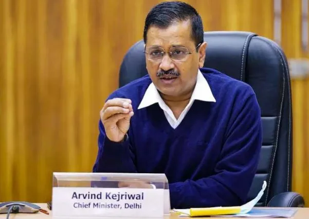 देश में ओमीक्रोन का खतरा: दिल्ली में दवाओं से लेकर ऑक्सीजन टैंकर तक की 24 घंटों में आपूर्ति की तैयारी