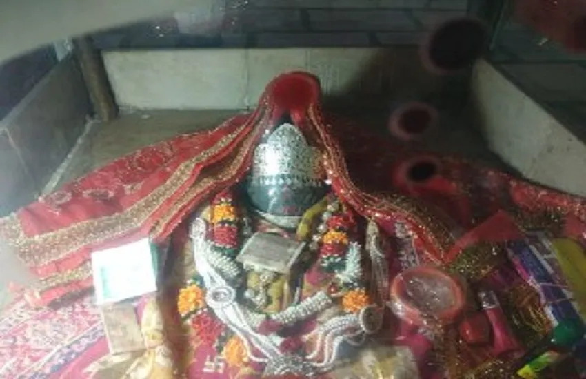 इस शक्तिपीठ में चोरी करने से मिलता है ‘पुण्य’, माँ चूड़ामणि के वरदान से राजा को हुई थी पुत्र रत्न की प्राप्ति