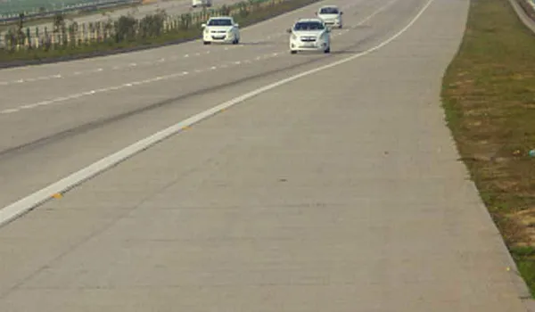 मुरादाबाद : विधायक जी की सड़कों पर सरपट दौड़ेंगी गाड़ियां, 70 फीसदी खर्च की निधि